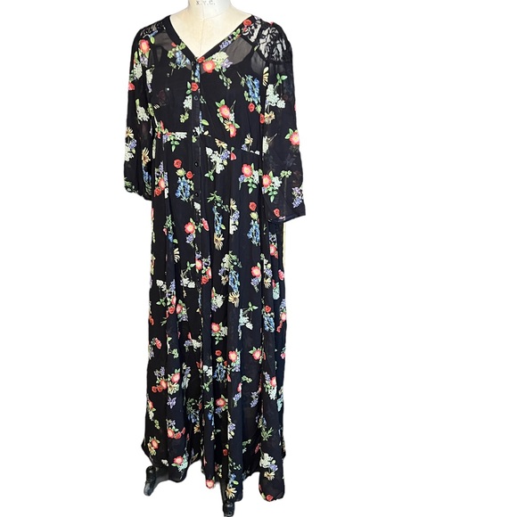 Torrid black floral chiffon maxi dress - Picture 2 of 9